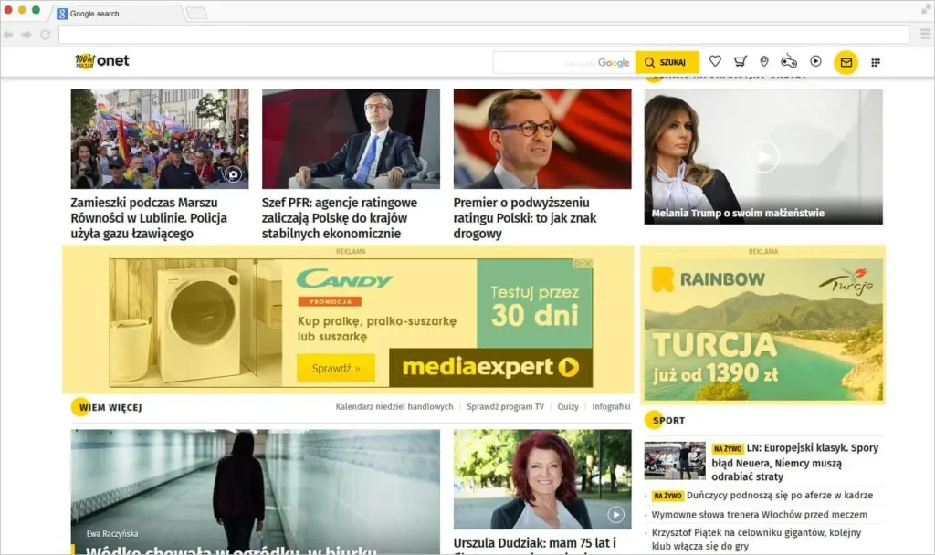 Zrzut ekranu strony głównej serwisu Onet z wyświetlanymi banerami reklamowymi, ilustrujący zastosowanie reklam Google Ads do promocji produktów i usług na popularnych portalach internetowych.